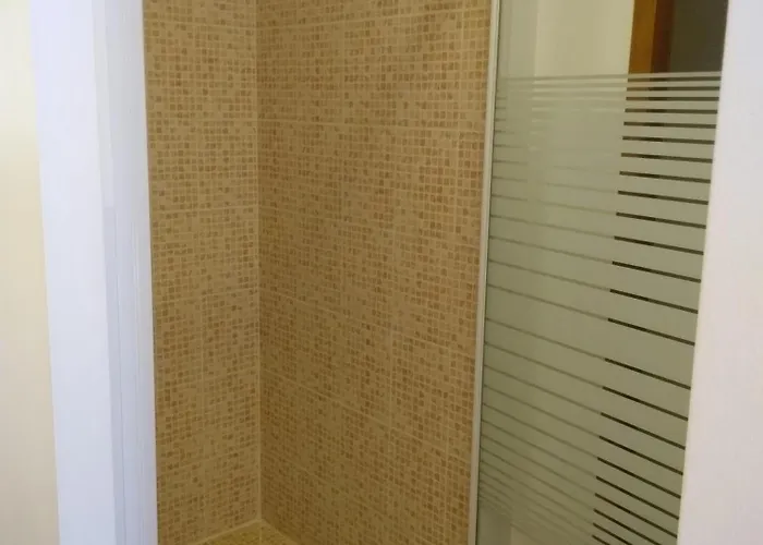 Chez Nat Et Jc Oda ve Kahvaltı 3*