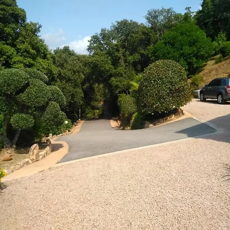 Chez Nat Et Jc Panzió Eccica-Suarella