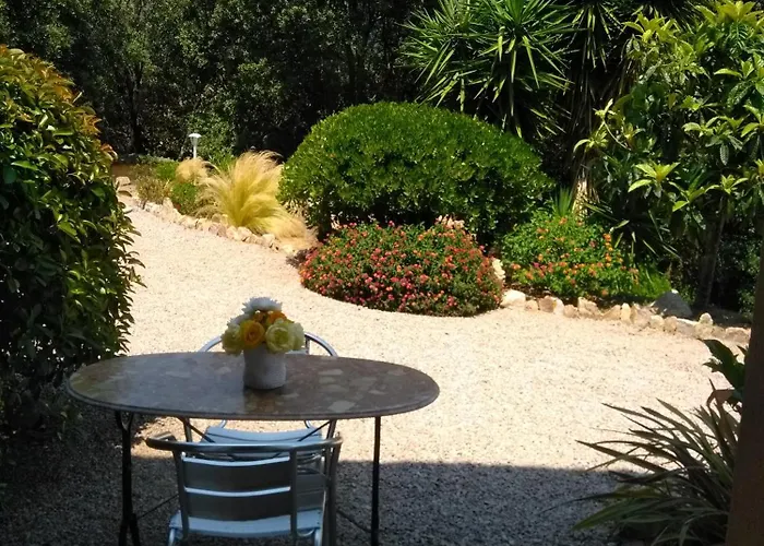 Chez Nat Et Jc Bed & Breakfast Eccica-Suarella (Corsica)